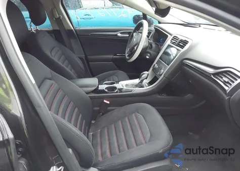 2013 Ford Fusion Se z USA, uszkodzony, nr VIN 3FA6P0HR5DR238124